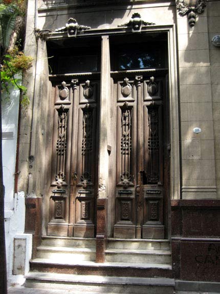 On of many beautiful doors in Buenos Aires